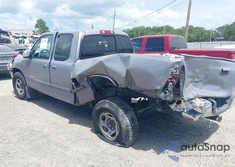 2001 Toyota Tundra Sr5 V8 z USA, uszkodzony, nr VIN 5TBRT34191S162686